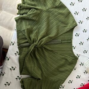 SHEIN Olive Green Crop Top